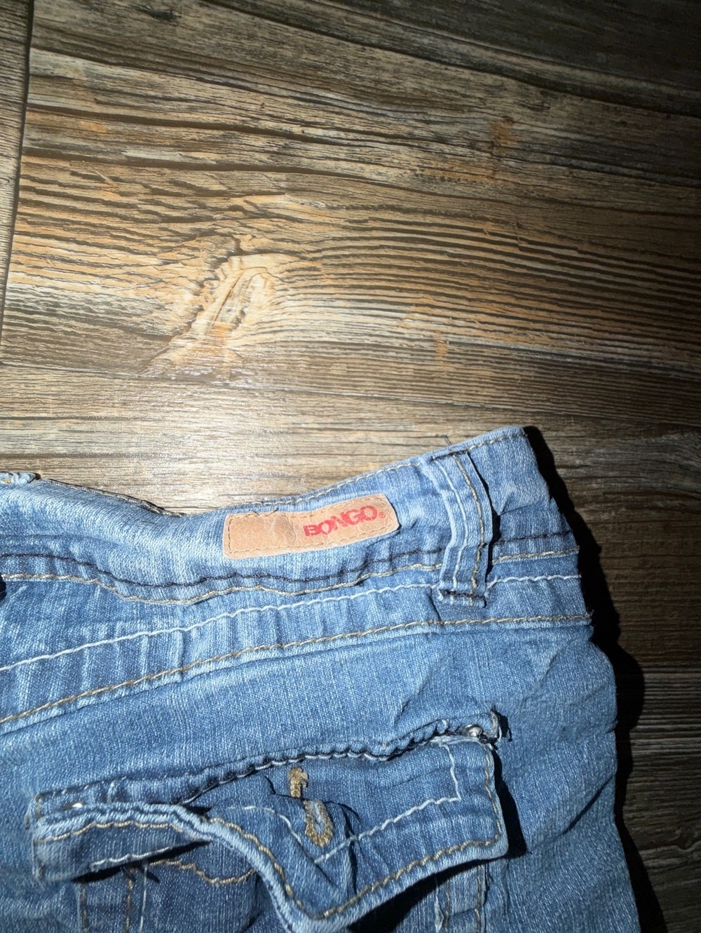 Vintage Bongo low rise cuffed denim shorts - Picture 4 of 4